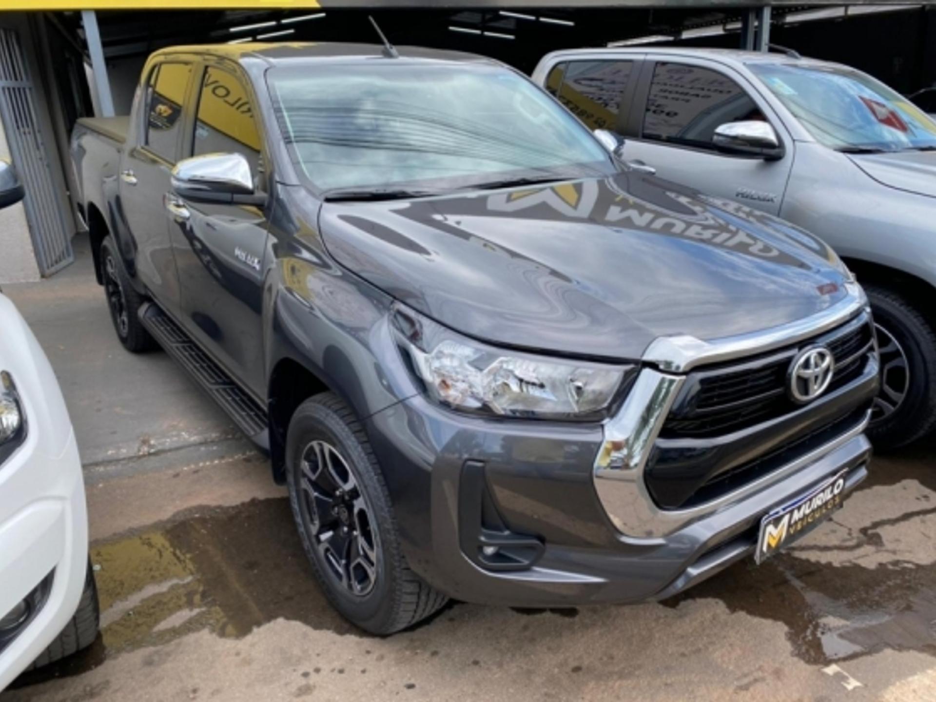 toyota-hilux-2.8
